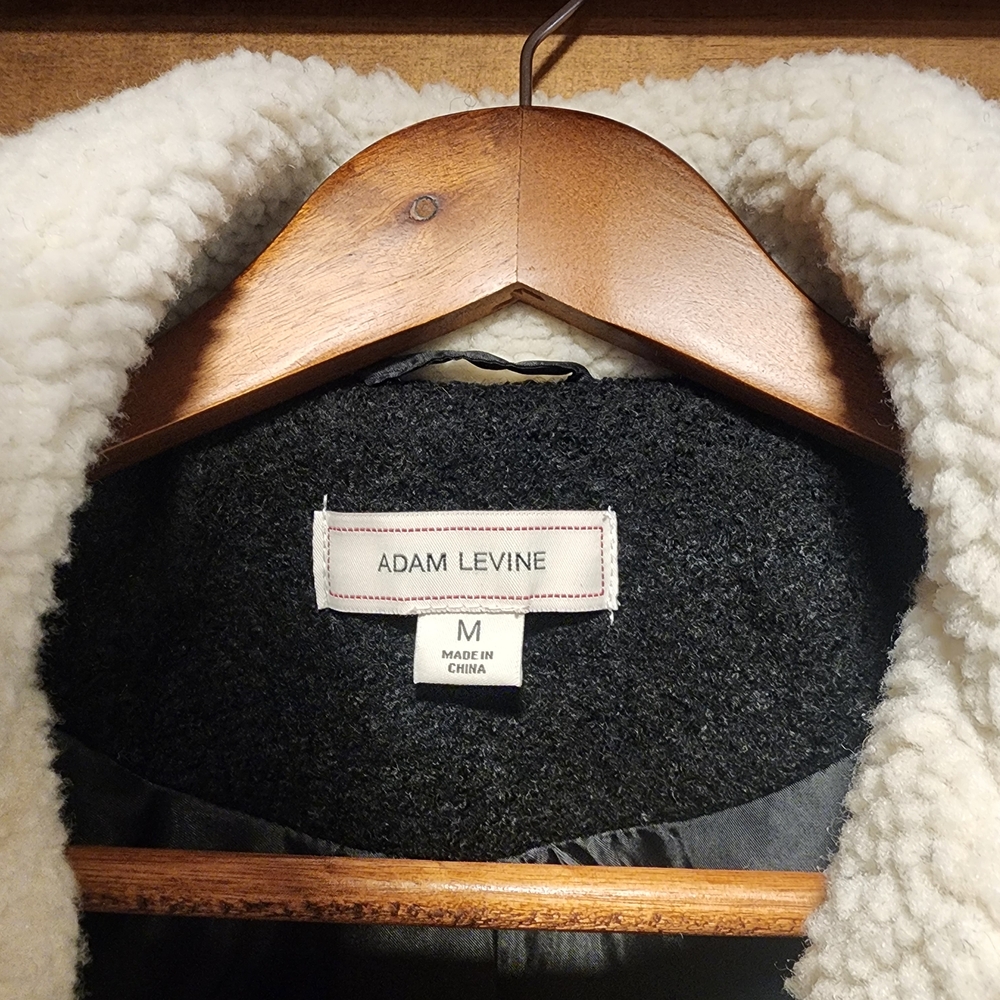 Adam Levine Black Jacket with Cream Sherpa Collar - Picture 4 of 6